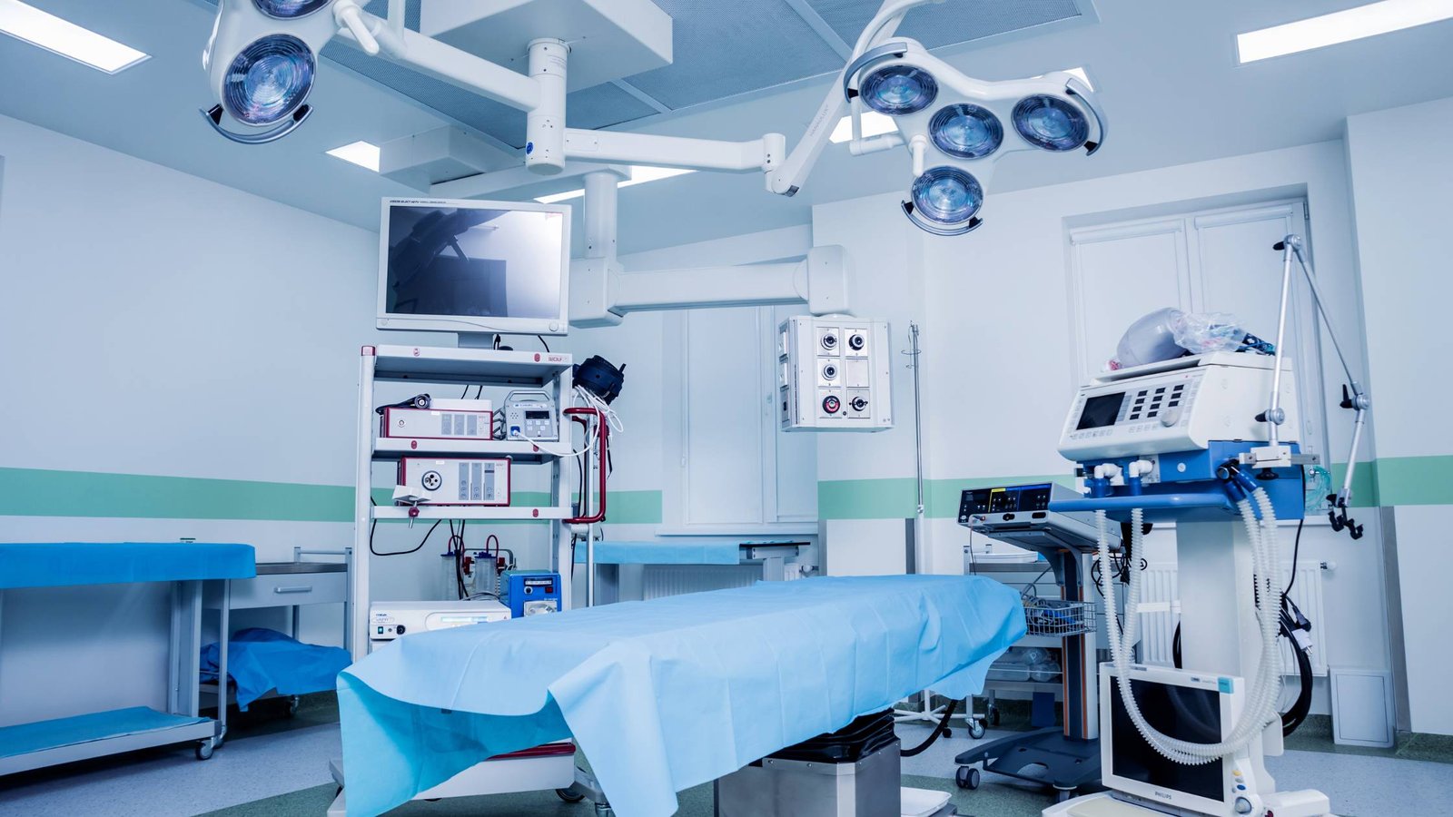 How Intent-Based Cold Outreach Improves Lead Quality for Healthcare Equipment Manufacturers